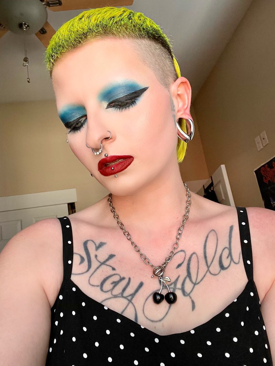 Could not be bothered with brows today 🍒