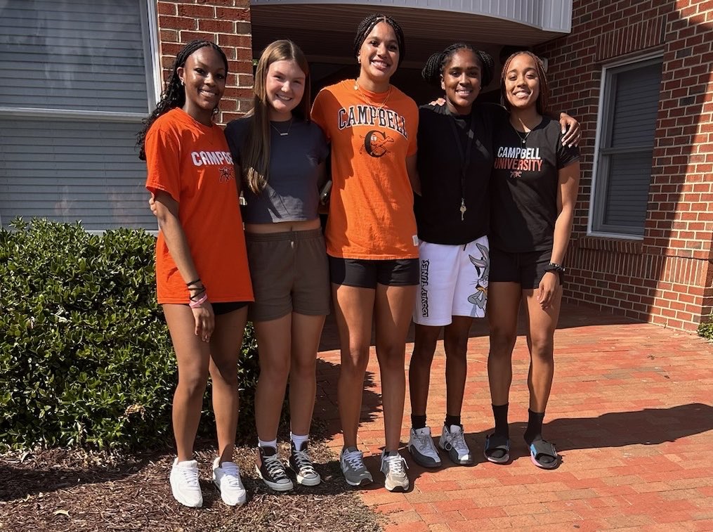 New Freshman Family 🧡🖤🧡⁦<a href="/Officialliv2024/">Olivia⚡️🏀</a>⁩ ⁦<a href="/emersonfaith9/">Emerson Thompson</a>⁩ ⁦<a href="/MikaylaTaborn/">Mikayla Taborn</a>⁩ ⁦⁦<a href="/JasmineFelton23/">Jasfelt23</a>⁩   ⁦<a href="/ms_ca_hoops2/">Ciara Alexander</a>⁩ ⁦<a href="/GoCamelsWBB/">Campbell WBB</a>⁩