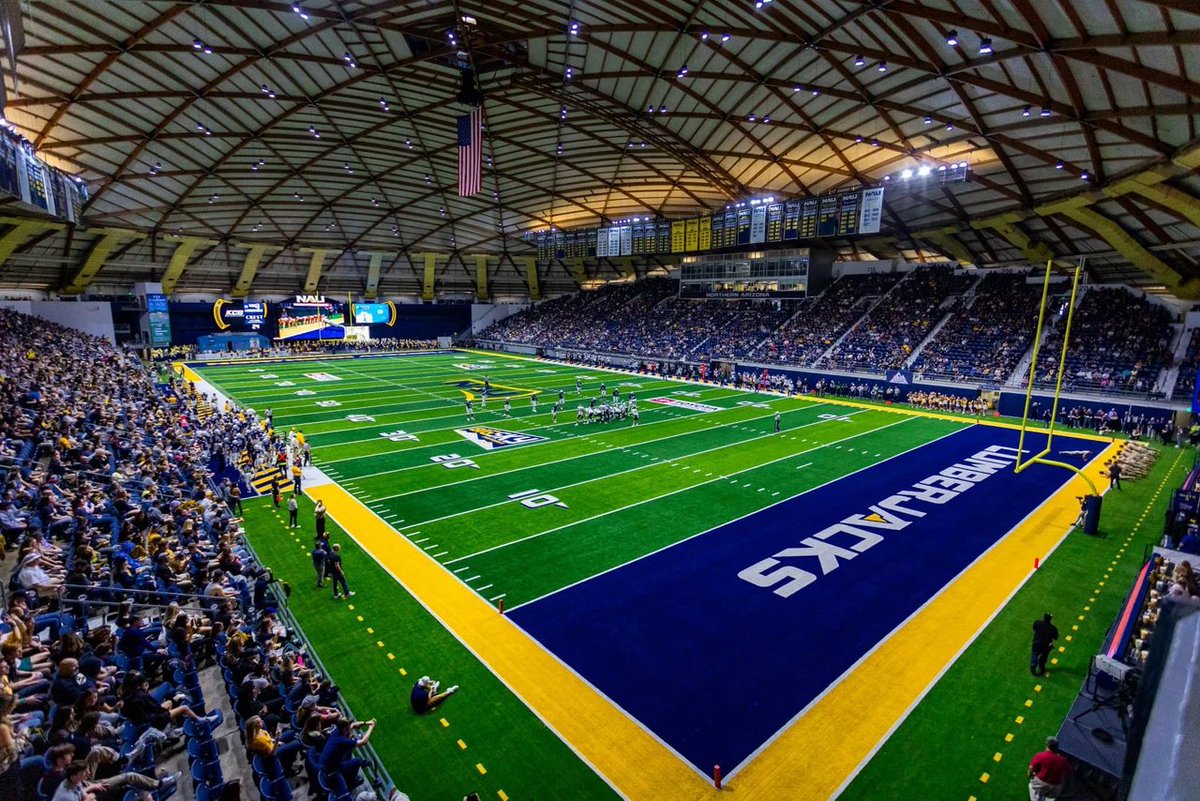 donovanmcnabbjr's tweet image. After a great team camp and conversation with @NAU_Football staff blessed to say that I have been offered by Northern Arizona University #AGTG