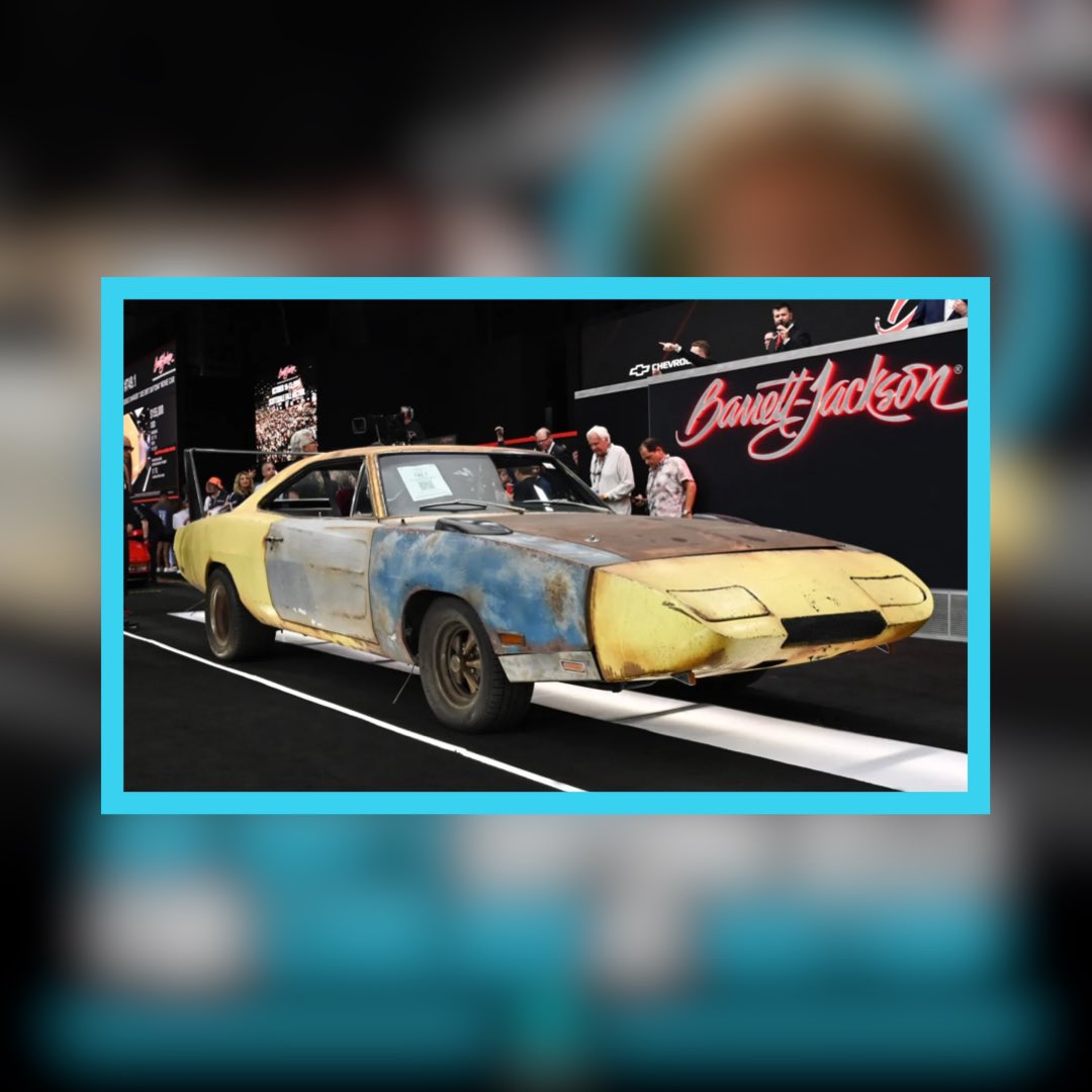 funnieststandup's tweet image. #JoeDirt’s Daytona sells for $300,000‼️

Last month the original Dodge Daytona from the #DavidSpade classic ‘Joe Dirt’ sold for $300,000 at a Barrett-Jackson auction.

What y’all think about this⁉️