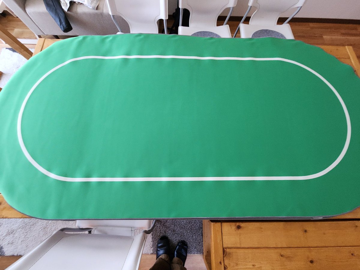 ITOOY110's tweet photo. RFID、木製のテーブルTOPに付けて持ち運べるようにしてたけど、重すぎたので、ウレタンボードの中に組み込んでシートかける形に変更した https://t.co/04KHfbPwYQ