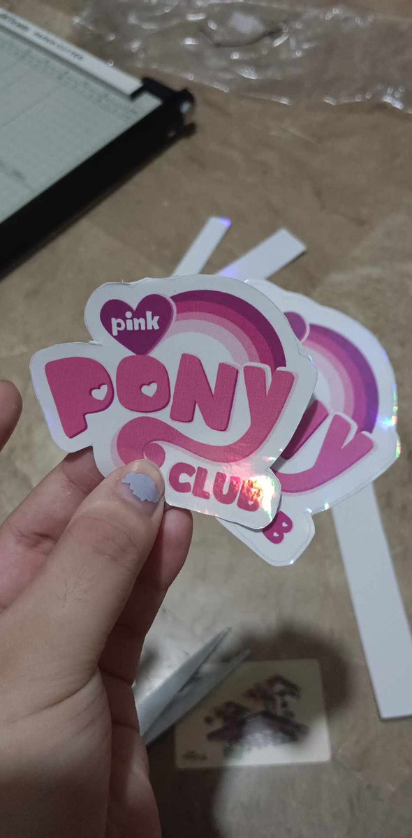 charmadeer's tweet photo. Sticker I made to giveaway for lovelaban this Saturday 💗🏳️‍🌈 https://t.co/phERxXOE4r