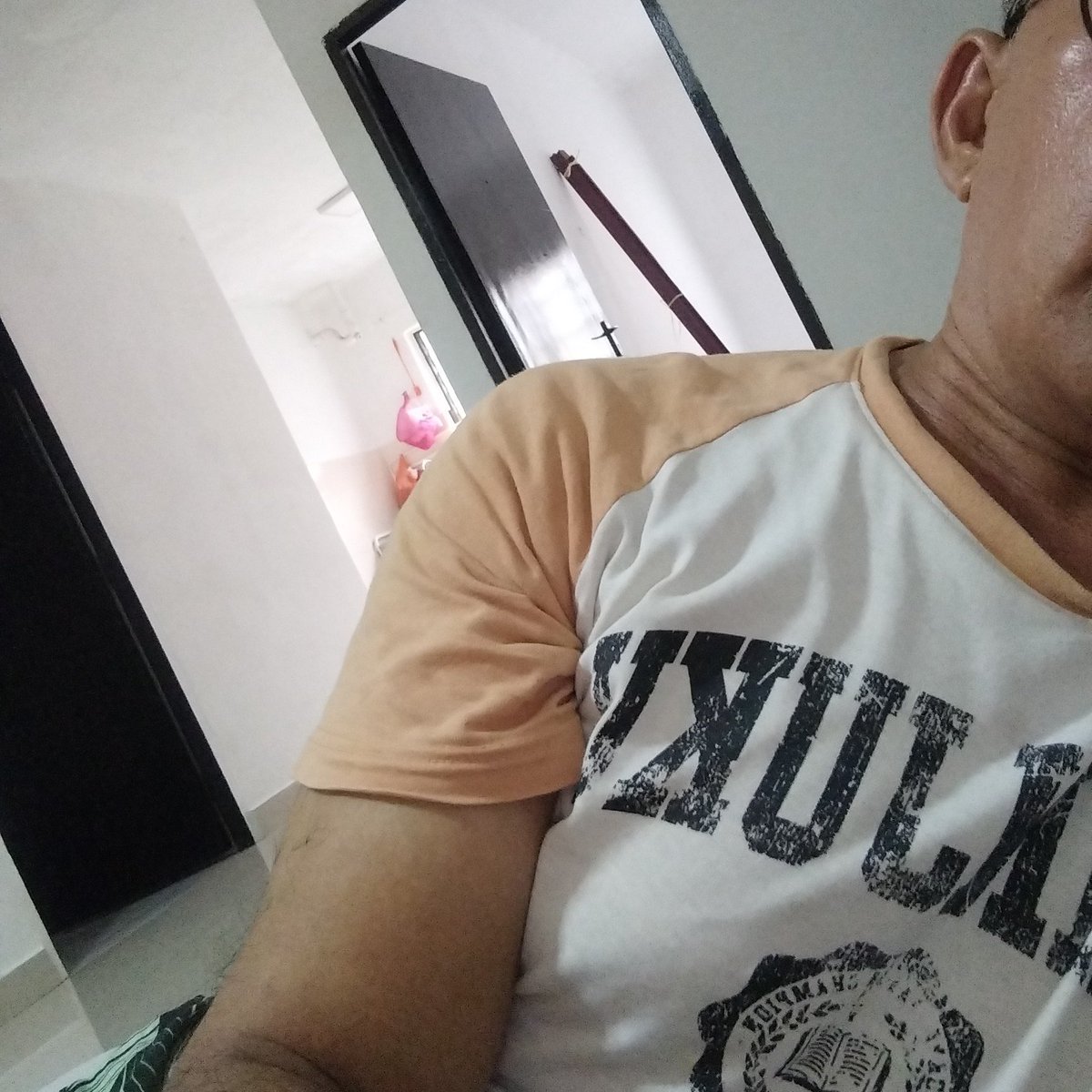 ezaney_johnny's tweet photo. #GambarProfilBaharu https://t.co/IJmiPun3ag
