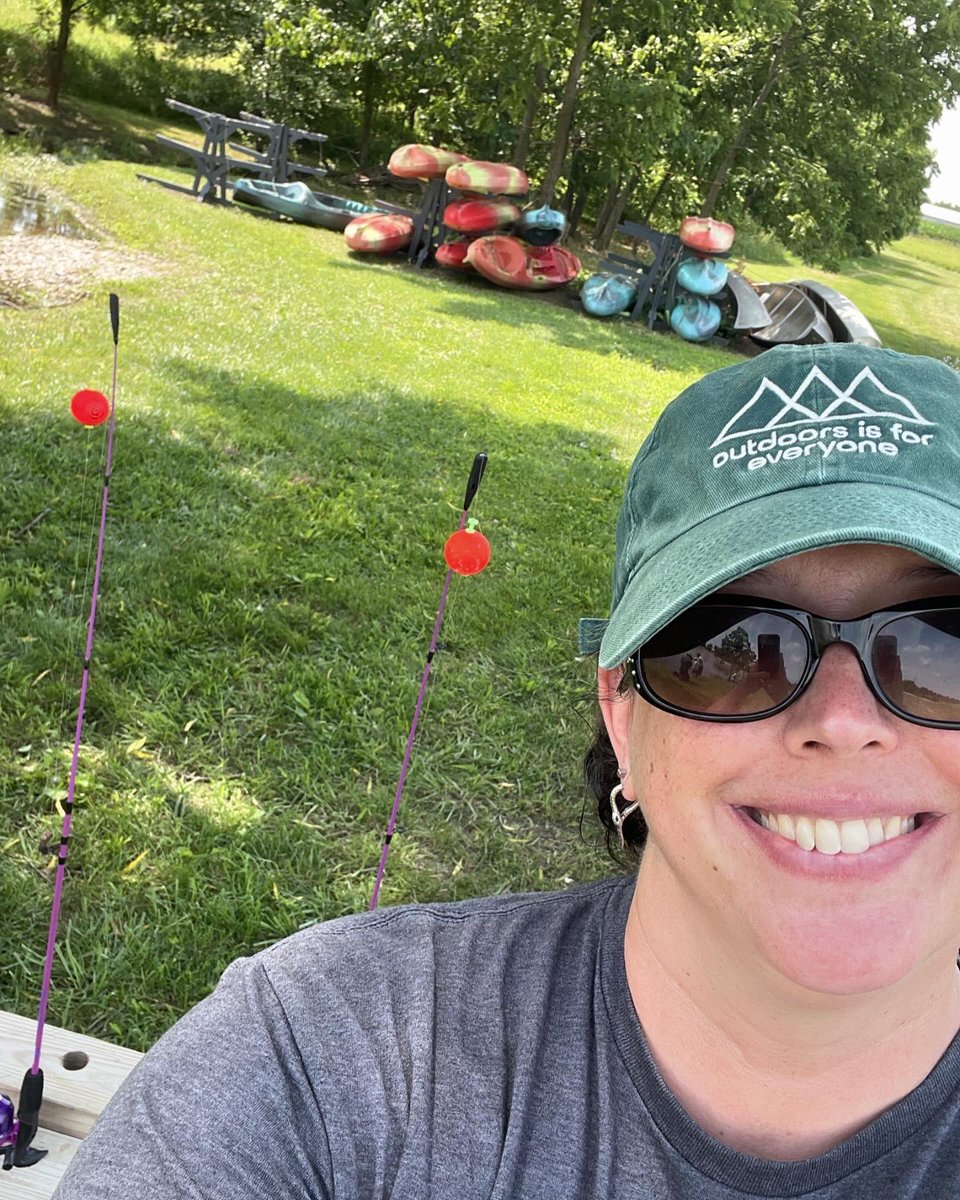 cpsmyers's tweet image. Great day at the BoCo Nature School with @MDC_online helping some scouts earn badges! Love doing outdoor ed/PBL with kids grade 1-12. It’s was a fabulous day! #cpsscience