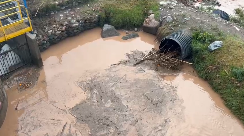MiRadiols's tweet photo. Aguas del Valle informa bajas presiones y corte de emergencia en sector alto de La Serena por turbiedad en río Elqui https://t.co/LsTmWUOzMk https://t.co/hpjBmcVxmi