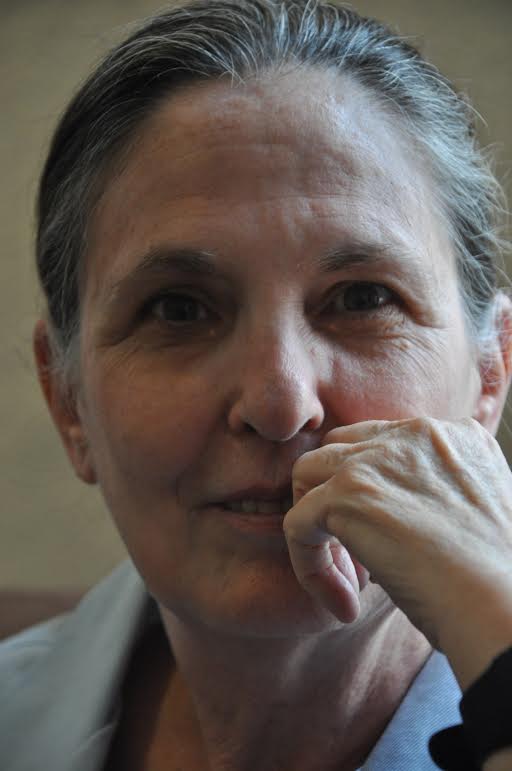 Yolanda Pantin ha consagrado su vida a la poesía. Ha cultivado una poesía honesta, sólida, una voz que ha explorado el abismo y la belleza en su más alta luminosidad. Un  privilegio para Eclepsidra tenerla en Claves de autor. Inicia 20 de junio. Zoom
editorialeclepsidra@gmail.com