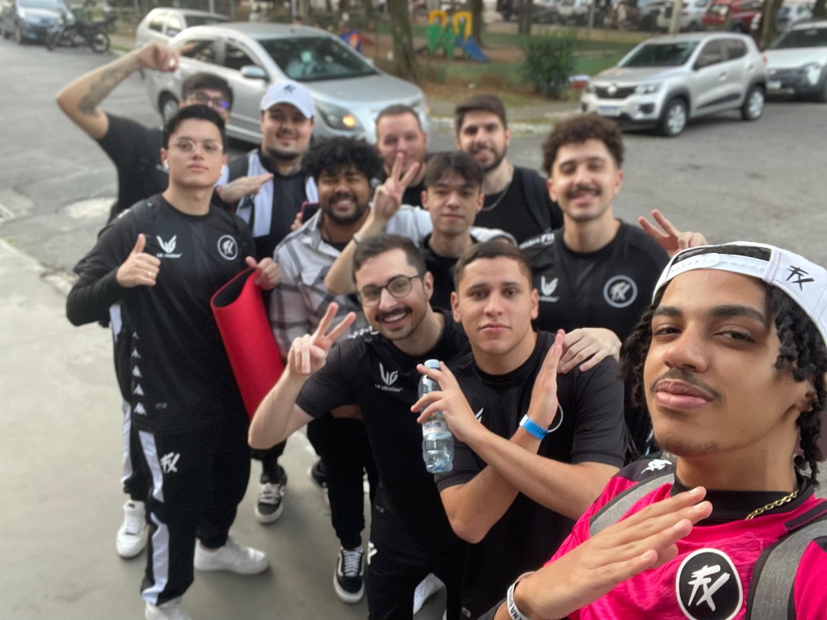 FxAmoroso's tweet image. SEGUE O LIDER! #SegueoFX