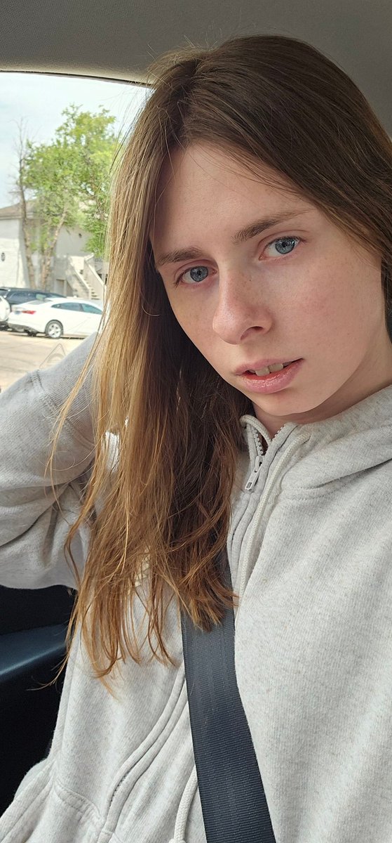 DerKindred's tweet photo. Finally got my hair cleaned up https://t.co/ZkcU8gDGJI