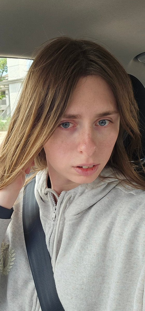 DerKindred's tweet photo. Finally got my hair cleaned up https://t.co/ZkcU8gDGJI