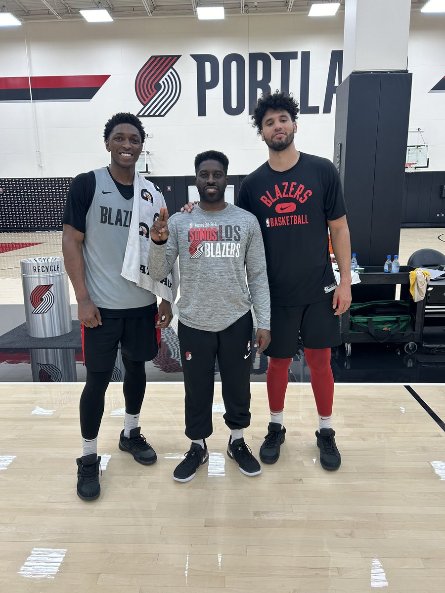 Pooh JETer (@poohjeter) on Twitter photo Refreshing others never stops for me! I’m so thankful that the <a href="/trailblazers/">Portland Trail Blazers</a> have me in dual roles. Y’all should know it’s always a celebration when I see my So Cal bros. Crazy proud of y’all <a href="/J_mccain_24/">Jared Mccain</a> <a href="/_ethanthompson5/">Ethan Thompson</a> <a href="/iAmSJ/">7even</a> <a href="/benniebuckets__/">Bennie Boatwright</a>. Keep it going! Hometown Favorites Refreshing others never stops for me! I’m so thankful that the <a href="/trailblazers/">Portland Trail Blazers</a> have me in dual roles. Y’all should know it’s always a celebration when I see my So Cal bros. Crazy proud of y’all <a href="/J_mccain_24/">Jared Mccain</a> <a href="/_ethanthompson5/">Ethan Thompson</a> <a href="/iAmSJ/">7even</a> <a href="/benniebuckets__/">Bennie Boatwright</a>. Keep it going! Hometown Favorites