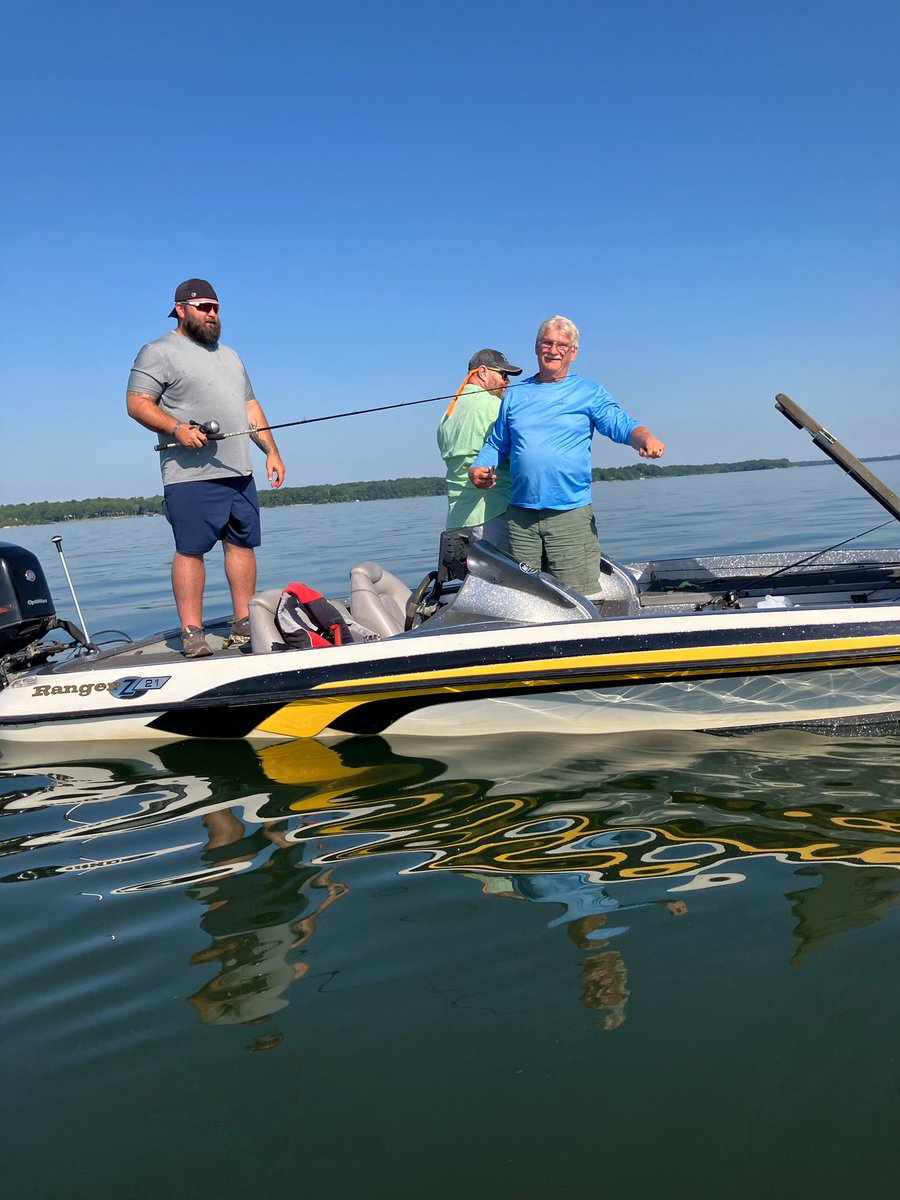 TFaulknerWPSD's tweet photo. The Marshall County Elks Lodge hosted its annual event  today where they take veterans out on Kentucky Lake to fish. Twenty vets participated today. The group then returns to the Elks Lodge for a special lunch. 🇺🇸 🦅 🎣 https://t.co/ZHudUxT0Ld