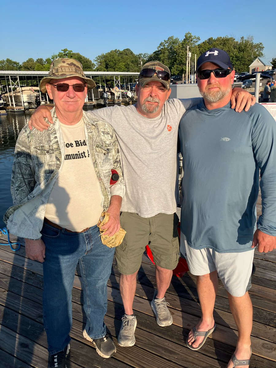 TFaulknerWPSD's tweet photo. The Marshall County Elks Lodge hosted its annual event  today where they take veterans out on Kentucky Lake to fish. Twenty vets participated today. The group then returns to the Elks Lodge for a special lunch. 🇺🇸 🦅 🎣 https://t.co/ZHudUxT0Ld