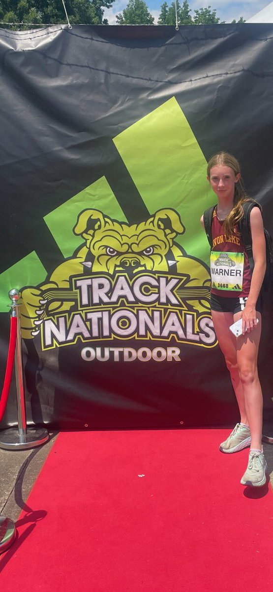 Kaitlyn Warner competed at the Adidas National MS Championships! She’s coming back to OH from NC as #16 in the 400m (1:00.75) and #23 in 100m (12.88)