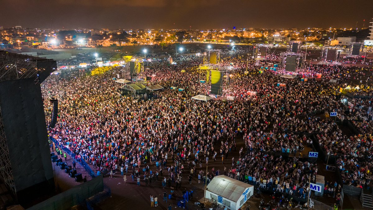 ¡QUE LINDA NOCHE SALSERA!

Si que hemos disfrutado estos días; ayer <a href="/gilbertoSR/">Gilberto Santa Rosa</a> conquistó a #MachalaBicentenaria con sus éxitos y puso a cantar y bailar a todos; así también gozamos de las presentaciones de #DavidPabón #GrupoCaneo y #AtratoRiver una noche espectacular en donde