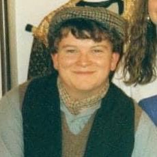 wgytc's tweet image. We are sad to hear of the death of Stewart Strahan, a member of both the acting co. & production team across many courses in the 1990’s. He brought brilliance to all he did, whether stage managing or performing Shakespeare . All of us will remember the joy he brought to WGYTC.