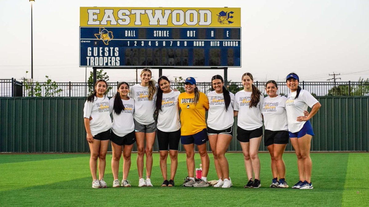 That's a wrap on our 2024 Trooper softball camps! Thank you to all campers for coming out. It was a great turnout and we hope to see you all again! Thank you to our coaches, players and alumni who came out to teach the game and have fun! We couldn’t do it without you all. 💛🥎💙