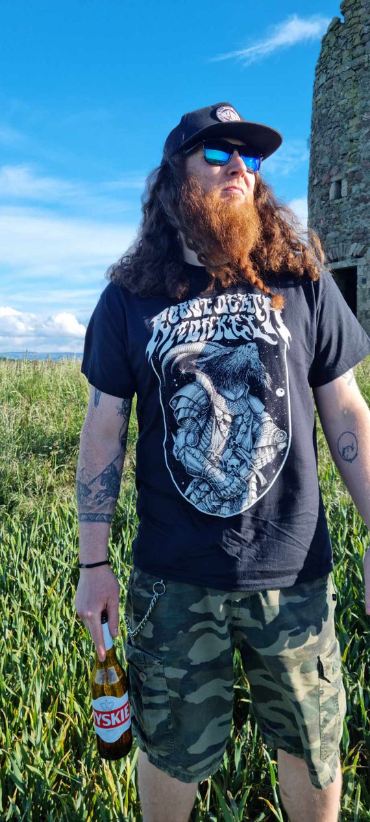 New "Weekend Warrior" shirts came out a fucking treat!!!

robotdeathmonkey.bandcamp.com/merch/weekend-…