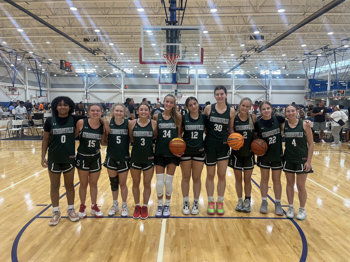 Had a great weekend at <a href="/ohioBKcoaches/">OHSBCA</a> Midwest event! Competed against talented teams and saw what improvements needed in order to be THAT team this upcoming season. Truly proud of these girls for the effort and focus we brought to the table. This is OUR season.🏀💚💪🏼 #weoverme