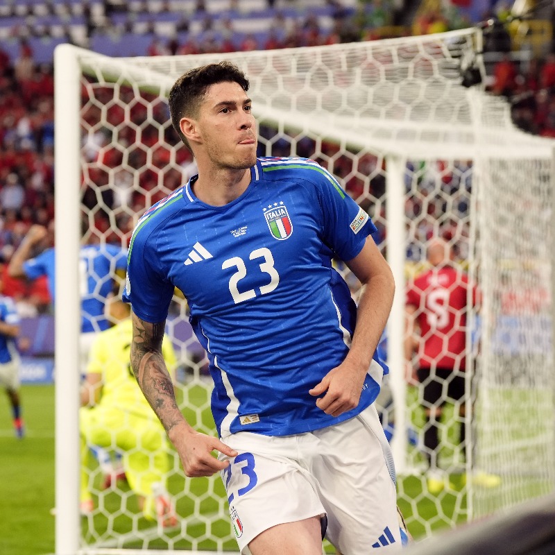 Inter's tweet photo. Bastoni e Barella decidono #ItaliaAlbania 👏🇮🇹
#ForzaInter #InterNazionale