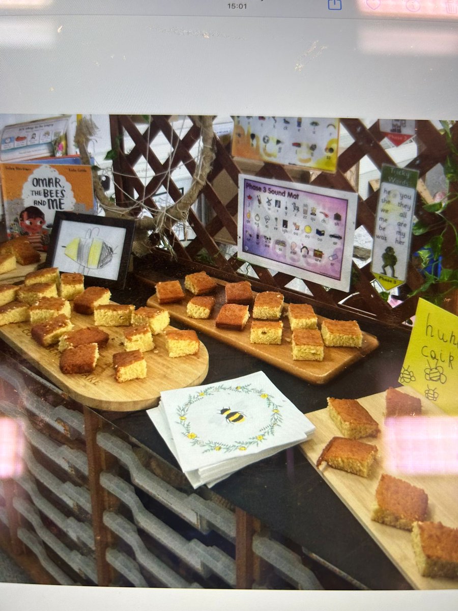 howittprimary's tweet photo. The reception children have enjoyed their topic on bees anfmd have learnt so much
They invited parents and carers in to see their work and buy their honey cakes at the end of topic.@embarkfed https://t.co/IlYUzgo2H0