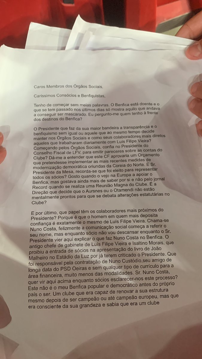 duartechastre's tweet photo. Benfiquistas, partilho-vos o texto completo que escrevi para a Assembleia Geral de hoje. Não consegui ler tudo pelo tempo que tinha, mas falei do que me vinha da alma! O Benfica precisa de muito mais, não tenham medo da nossa força democrática ❤️ https://t.co/NfxerxN2nW