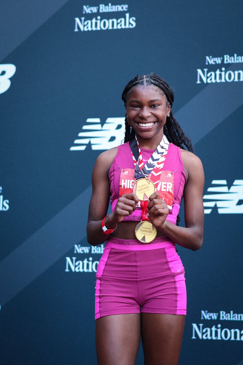 Blythewood Bengals TFXC (@blythewoodtfxc) on Twitter photo Congratulations to <a href="/isprint_peyton/">Peyton Hightower</a> on her 3rd place finish in the freshman 400m at NBNO 👑
#BlythewoodTFXC
#BengalNation
#Track
#TrackLife
#TrackAndField Congratulations to <a href="/isprint_peyton/">Peyton Hightower</a> on her 3rd place finish in the freshman 400m at NBNO 👑
#BlythewoodTFXC
#BengalNation
#Track
#TrackLife
#TrackAndField