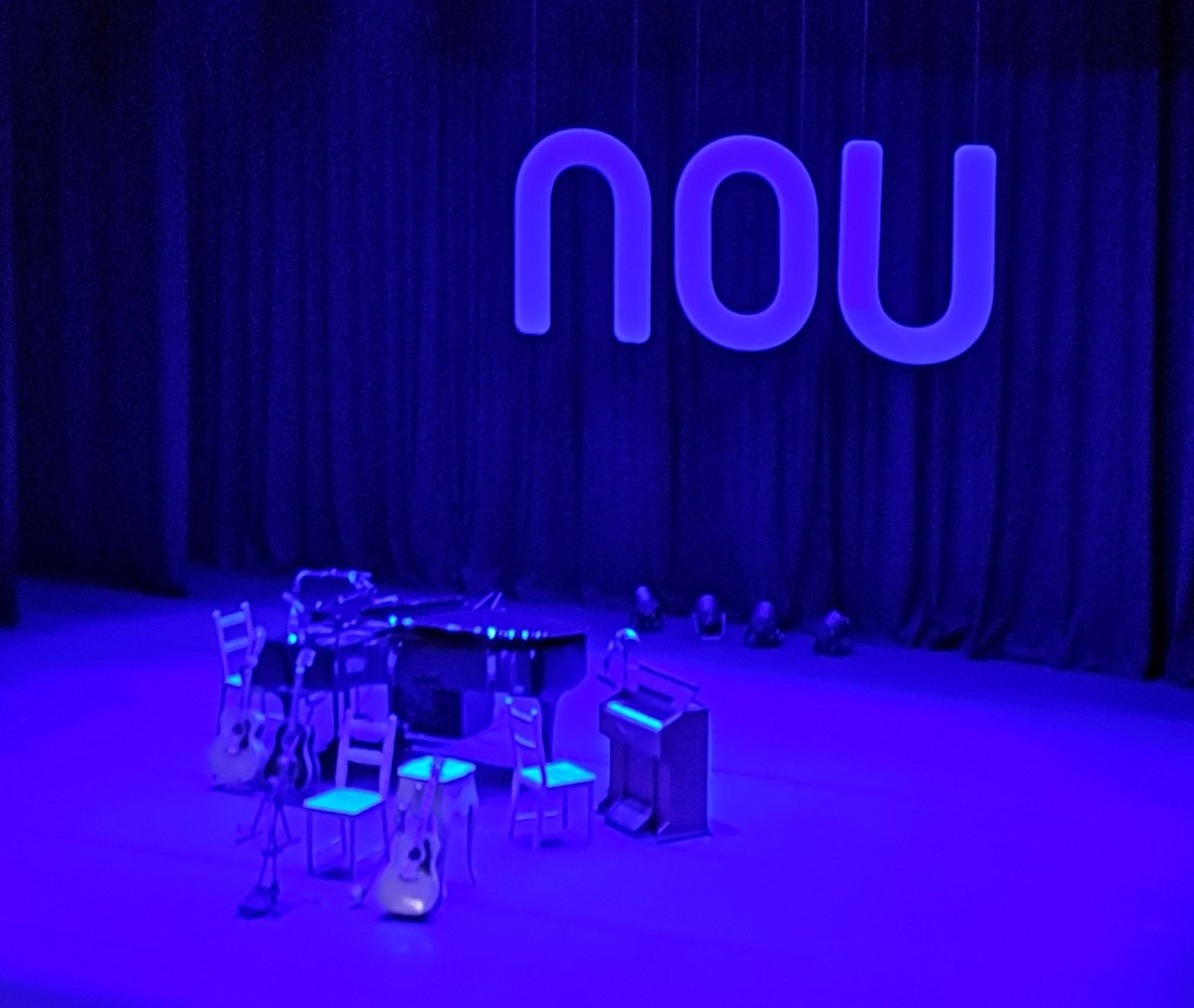 ellybosma's tweet photo. Wat weer een fantastische avond #NOU @DanielLohues @AtlasEmmen  #stemmingzatergoedin https://t.co/nsXbhQJowa