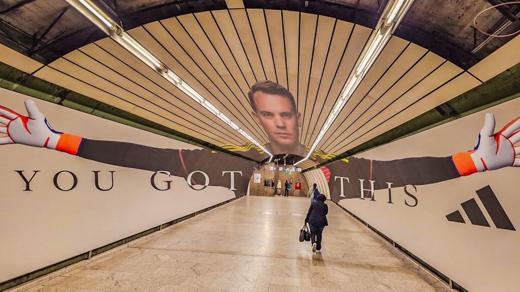 🇩🇪🚝 Incredible Manuel Neuer advert in the Munich subway! #EURO2024