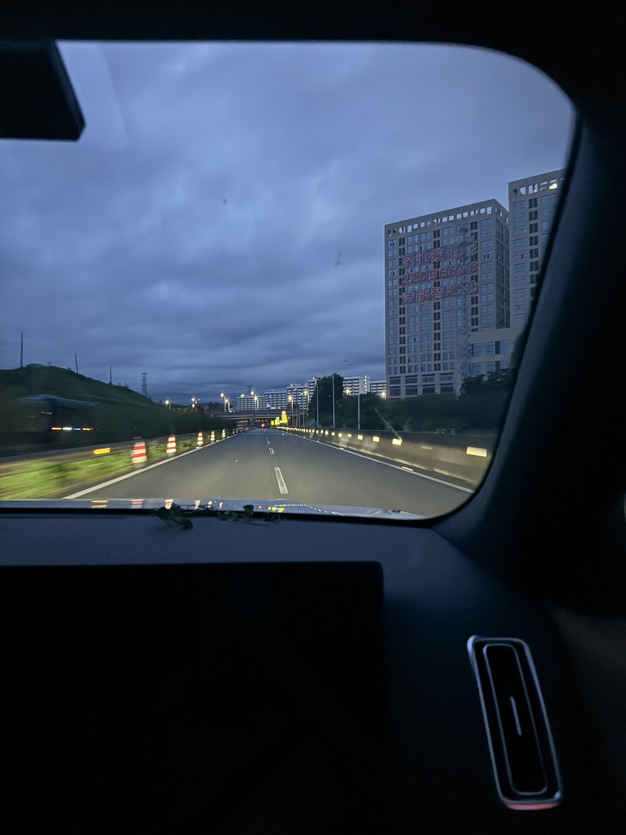 Libmonkey9's tweet image. 遇见的都是天意，拥有的都是幸运，不负遇见，不谈亏欠。