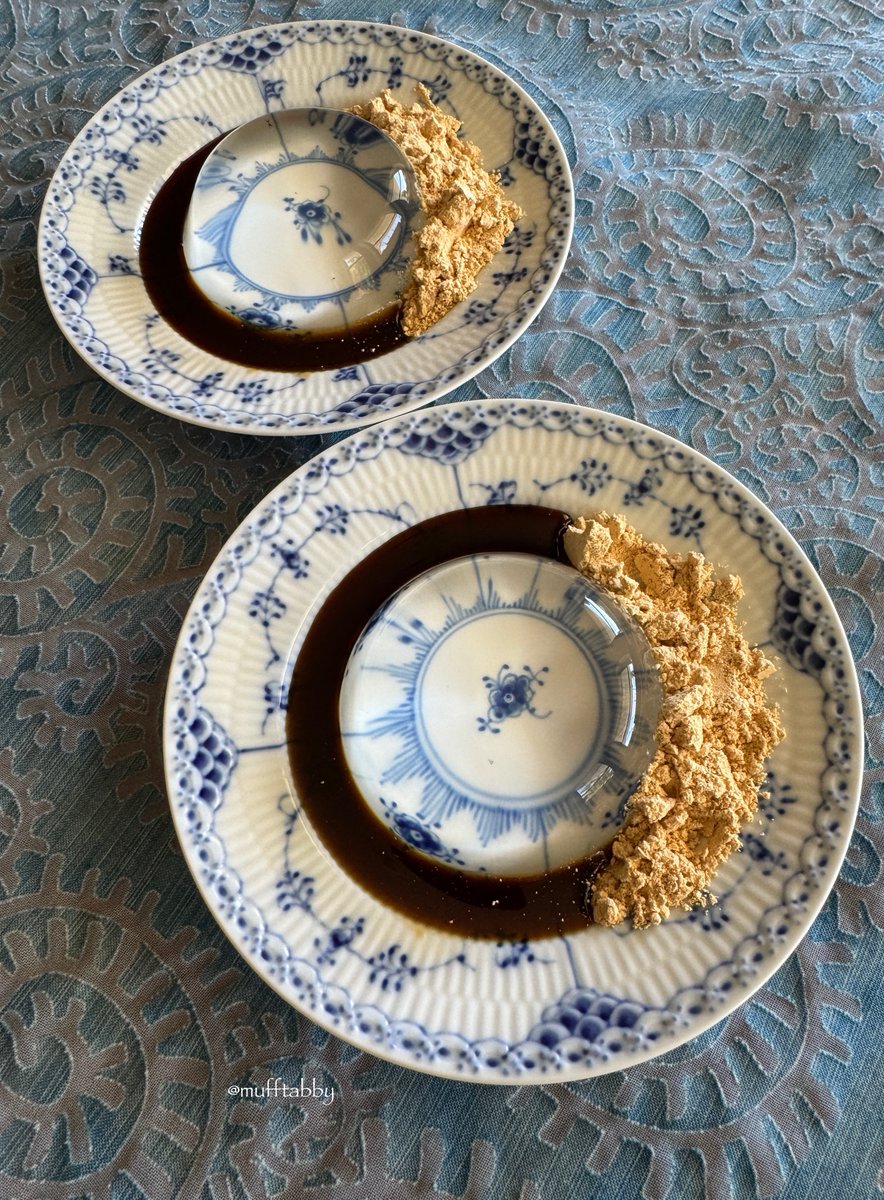 mufftabby's tweet photo. 今年一番の暑さとなりました。
おやつはレインドロップケーキ(水信玄餅)
#RaindropCake https://t.co/Yppb3Zg2ih