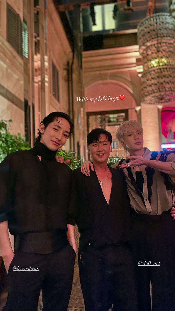 오제형 대표님 인스타스토리 #도영 #DOYOUNG

" With my DG boyz❤️ "

#DGSS25xDOYOUNG
#DGxDOYOUNG #DGSS25
<a href="/dolcegabbana/">Dolce&Gabbana</a>