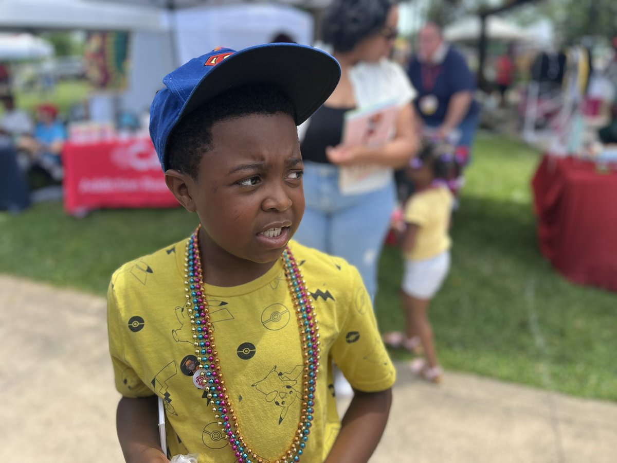 ElectDeShawn's tweet photo. We had a fun-filled family day as we continued to celebrate Juneteenth weekend!

We left Douglass Park to go and celebrate the 150th Birthday of the Urbana Free Library!  

We love our community!

#ChangeLedByU
#Community https://t.co/gTaAz26ZzX