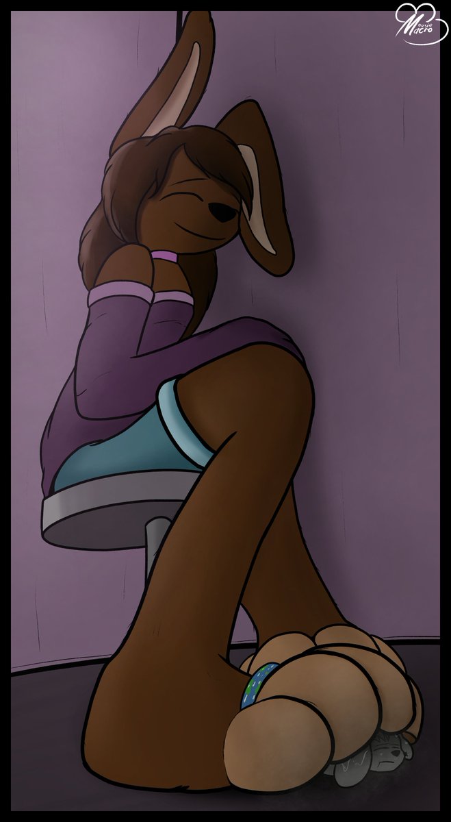 Art for <a href="/SparrowtheBunny/">Lapin</a> !
 #sizetwitter #macrophilia  #macrofurry #sizefetish #microphilia #sizeart