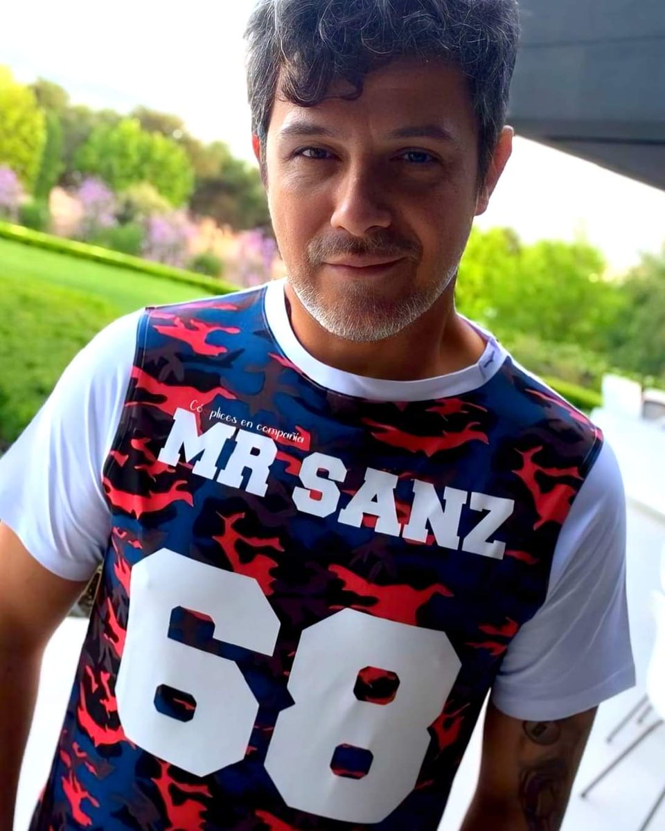 Foto del día <a href="/AlejandroSanz/">Alejandro Sanz</a> 📸
MR SANZ 

#AlejandroSanz