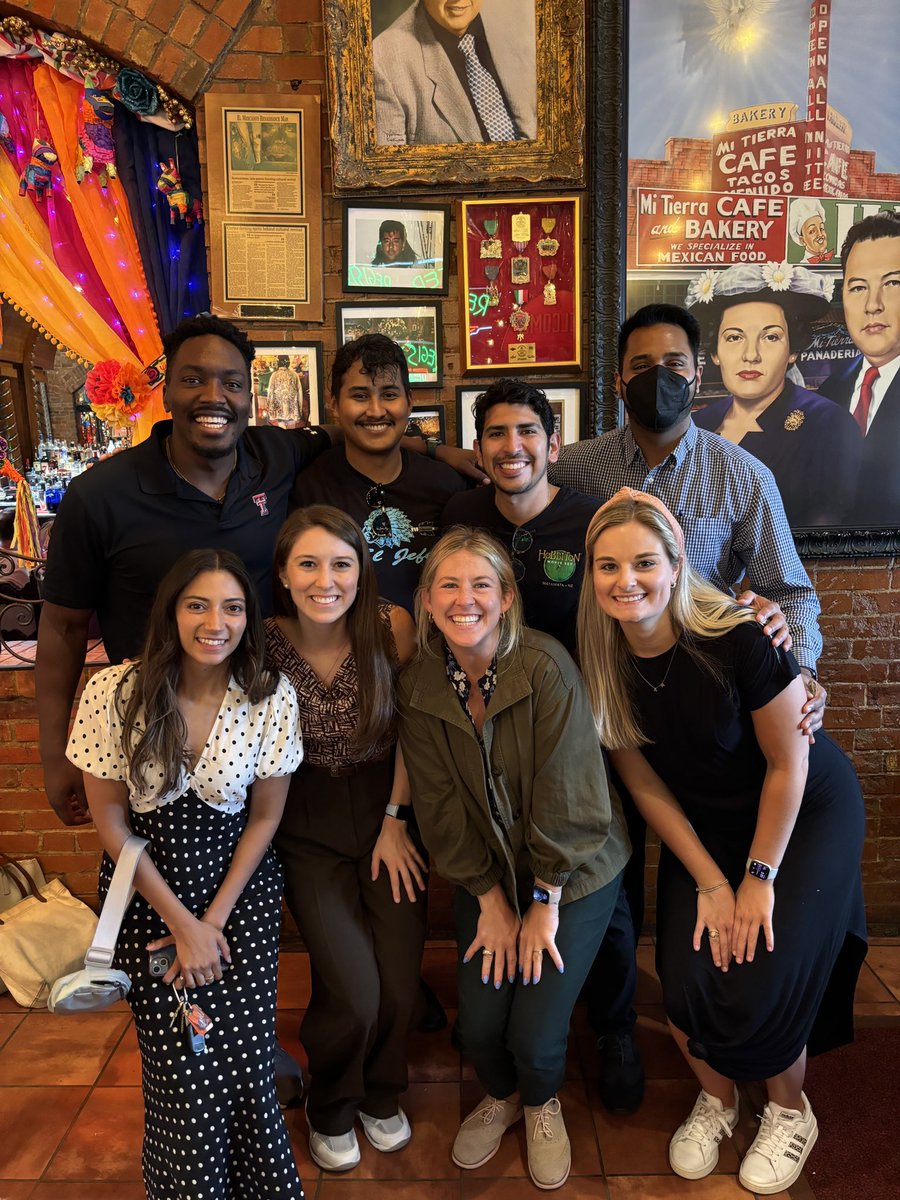 So excited to work &amp; learn alongside this team of kind humans! Let’s go <a href="/UTHSA_RehabMed/">UT Health San Antonio Rehabilitation Medicine Dept</a>!!!!
