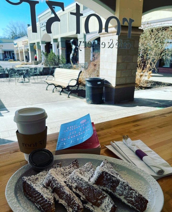 Jennifer_2437's tweet photo. A cafe. A book. The sun. Some delicious breakfast. Today is a good day. ^^#jennyarts #VtuberEn #GoodMorningSaturday #anime #MorningVibes https://t.co/OQwMCh4Ey3
