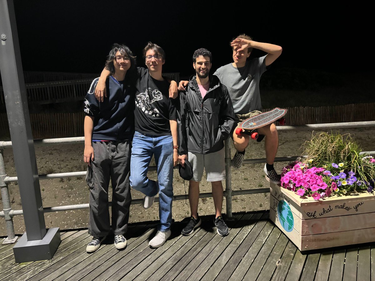 Luke Wang tweet media