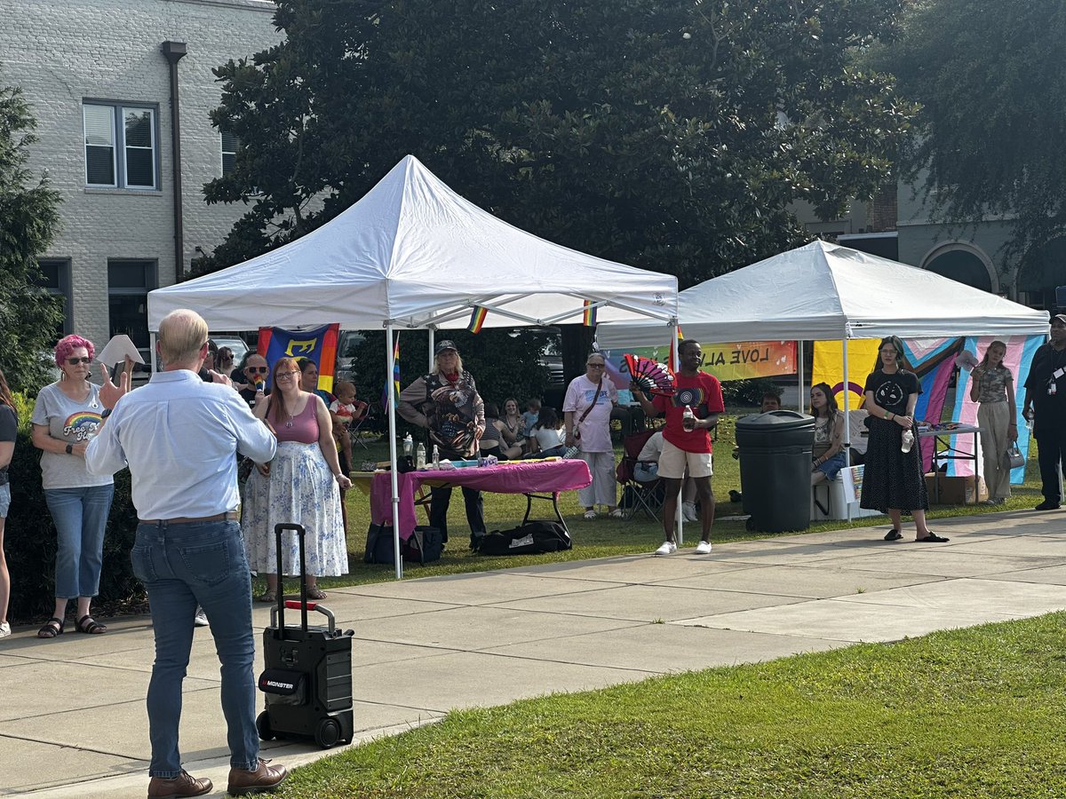 phillipjfordsc's tweet photo. Thank you to Sumter Pride Alliance for having me as their speaker this afternoon! When we fight together, we’re stronger. When we’re stronger, we will win! #Pride2024 #PrideSC https://t.co/NRU0a13VVH
