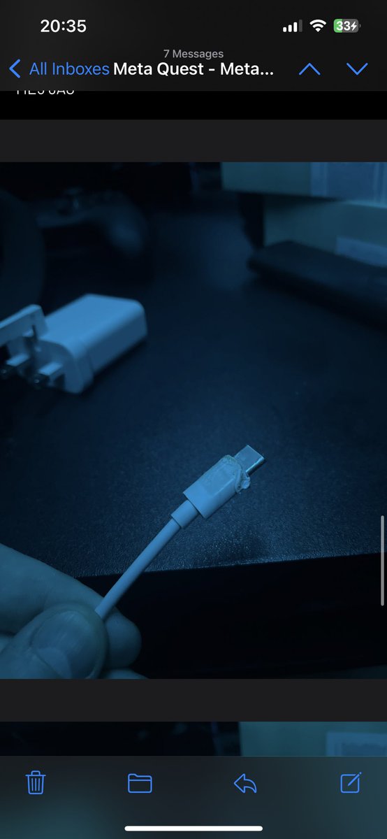 DanielJAWeir's tweet photo. @Meta WARNING - META QUEST 2 CAN MELT ON CHARGE!!!
My headset was charging when I saw smoke from the charging port. I was lucky enough to notice before a fire could of started. Full story on reddit
https://t.co/OeI9huntIR
#metaquest 
#metamelt https://t.co/SQxEWHiXYW