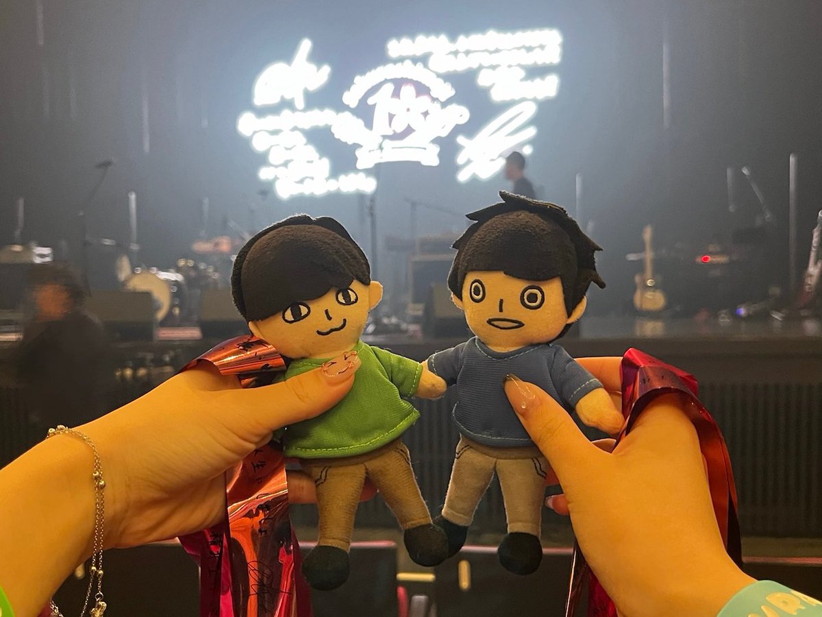 uuuy__23's tweet photo. 10周年ほんとにほんとにおめでとう( т т )
1曲1曲にふたりとの思い出がたくさん詰まってて、いろいろ思い出してしまったよ( т т )ぜんぶ宝物だし、これからも大切にしてく🪄ありがとう！！
 #さくらしめじ  #しめたん https://t.co/Xg9PJkwaOd