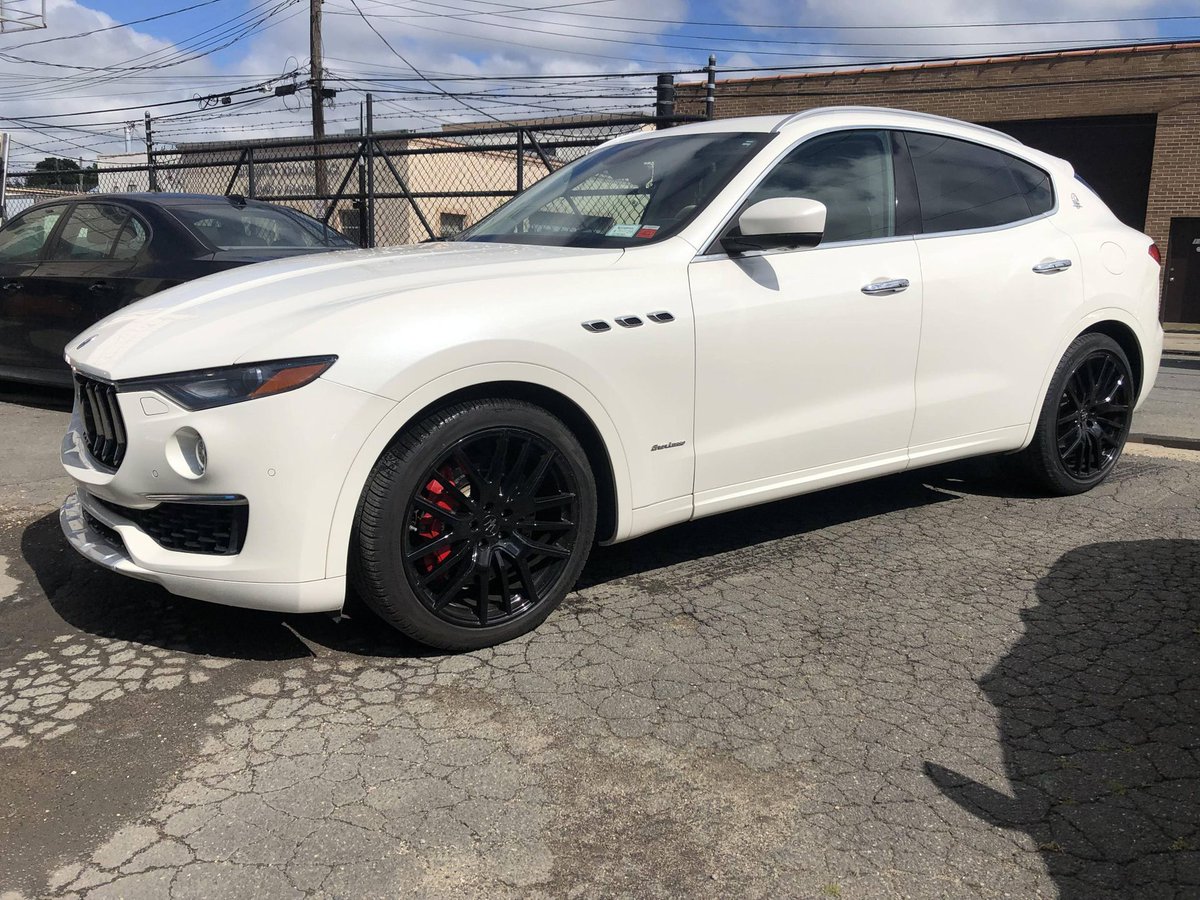 HemmingsNews's tweet photo. It's pure luxury with a splash of performance for this 2019 Maserati Levante SQ4!
Head over and make your offer now at https://t.co/hpaY4fCwGr
#Hemmings #MaseratiLevante #SQ4 #V6 #LuxuryCars https://t.co/Xyq4riSv3h https://t.co/pSxn16Ilfu