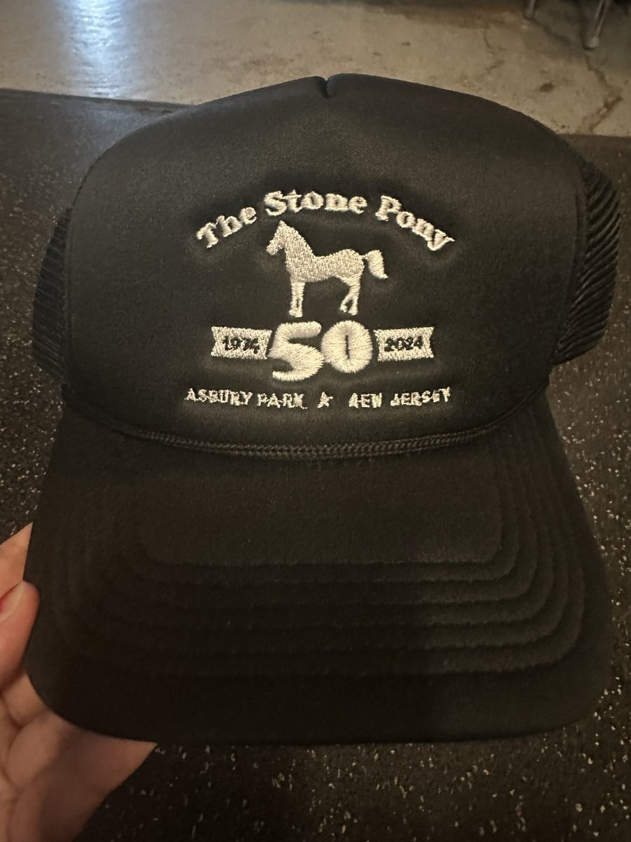 Omg…Jack… did we get the same hat? 😭😭😭 I’m scared. Idk how this happened. I didn’t know we have the same hat. <a href="/jackantonoff/">jackantonoff</a>