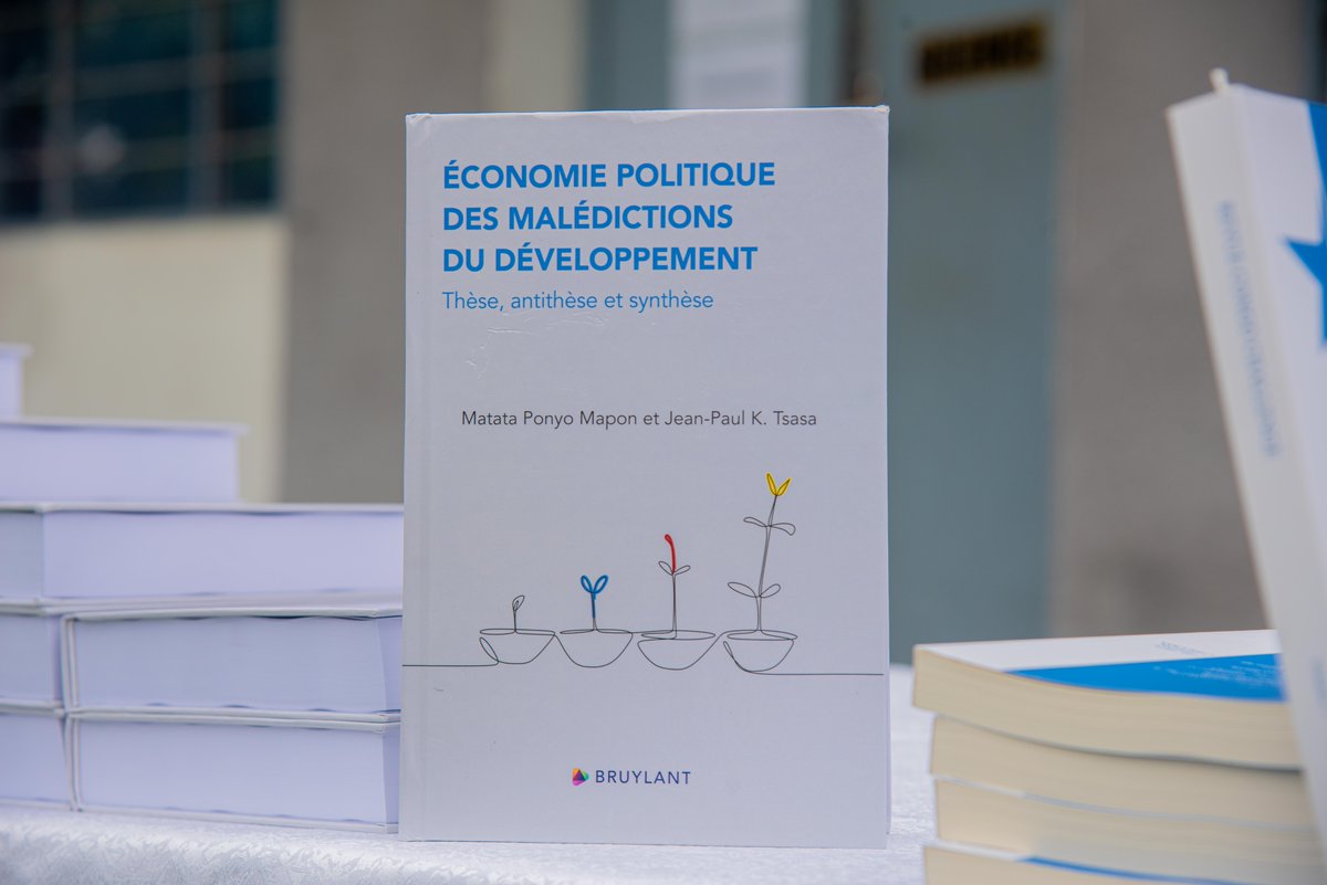paul_tsasa's tweet photo. La recherche est un processus de va-et-vient qui requiert engagement mais aussi patience.. Débuté en fin 2018 et finalisé en mai 2024, c'est avec un sentiment d'accomplissement et d'humilité que le Professeur Matata Ponyo et moi avons présenté à l'UPC notre nouvel ouvrage. Merci. https://t.co/itwUP6QFUK