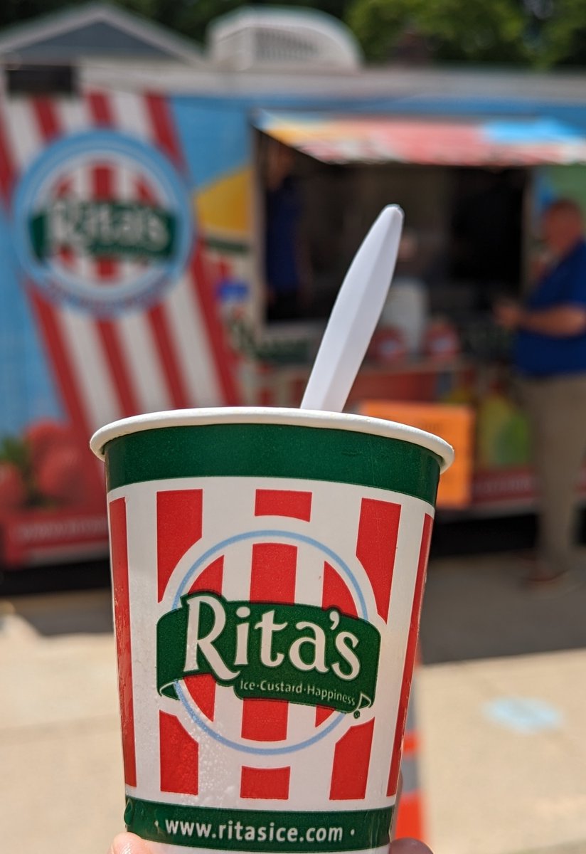 RitasItalianIce's tweet photo. 🎉 Thank You, Magowan Elementary! 🎉

We had a blast serving Rita’s Ice to the amazing students and staff at Magowan Elementary School in NJ this past week! 🍧✨

Special thanks to the 3rd graders for their hard work this year and to their teacher, Justin Foster, for sharing... https://t.co/K3YHBqYJFs