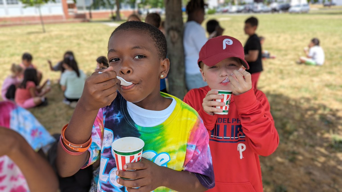 RitasItalianIce's tweet photo. 🎉 Thank You, Magowan Elementary! 🎉

We had a blast serving Rita’s Ice to the amazing students and staff at Magowan Elementary School in NJ this past week! 🍧✨

Special thanks to the 3rd graders for their hard work this year and to their teacher, Justin Foster, for sharing... https://t.co/K3YHBqYJFs