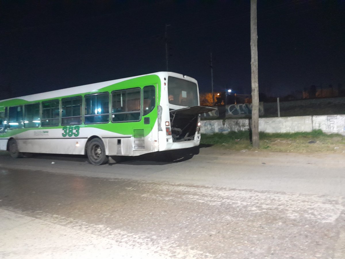 #elquedadodeldia erm... de la noche! Para el coche 839 de la Linea 383 en Barrio Luján! <a href="/CiudadDeBondis/">Ciudad de Bondis</a>