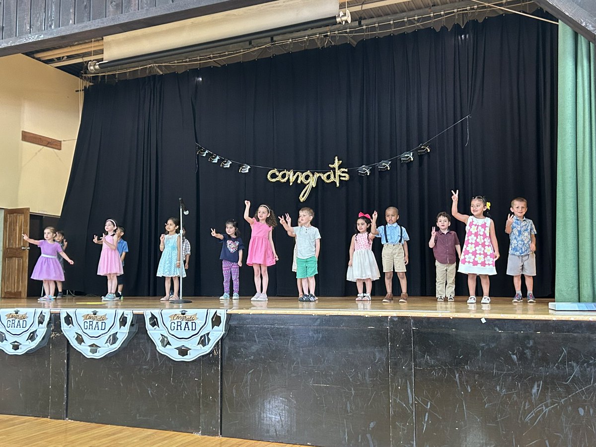 VresAnaya's tweet photo. Exciting times in Valhalla! Celebrating the first-ever Valhalla UPK graduation—our little graduates are ready for their next big adventure. Here's to the bright future ahead! #ValhallaUPK #FirstGraduation https://t.co/87EnIX0fhR
