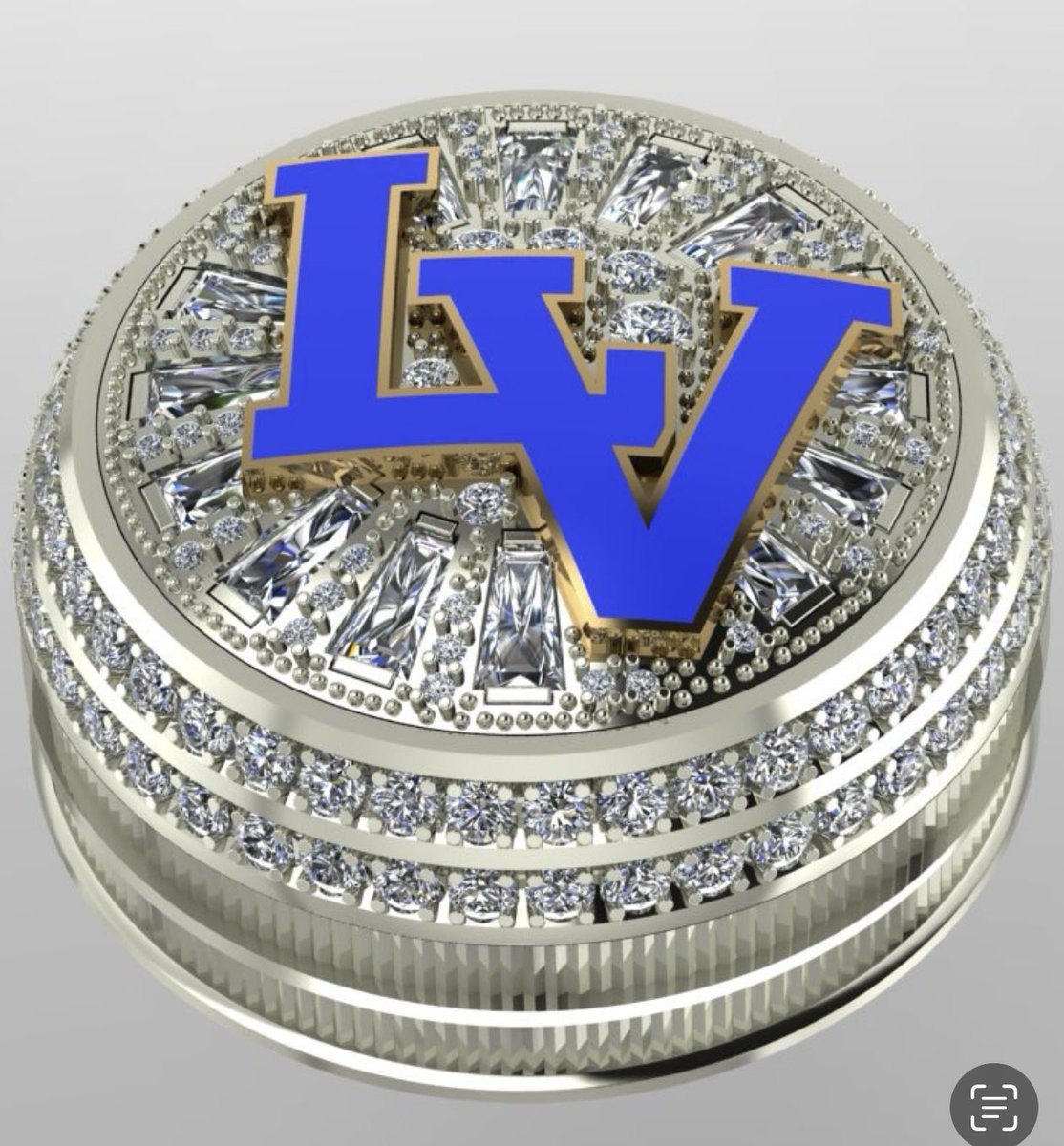 Sneak peak of what the top looks like on 2️⃣ while we work on 3️⃣ 🏀🔥

Definitely doesn’t get old designing 💍’s

#ThisYearIsEvenMorePersonal 
#3Peat
#SOB