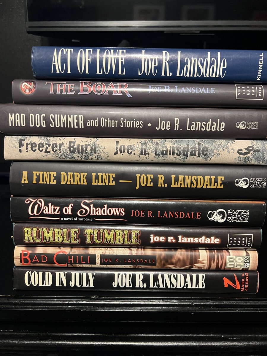 Tylerdeanq's tweet photo. Just hit up @McKaysBooks and found 9 signed and limited edition @joelansdale books! Joe is easily my favorite author and I never thought I get to read “The Boar” or “Act of Love” so needless to say I’m excited!
#JoeRLansdale #BookTwt #HapAndLeonard #SubterraneanPress https://t.co/u3uPFrHtXD