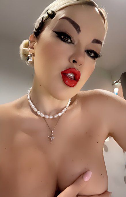 On https://t.co/Ectz8jyToI<a href="/tag/mistress"class="tags"><span>#mistress</span></a>